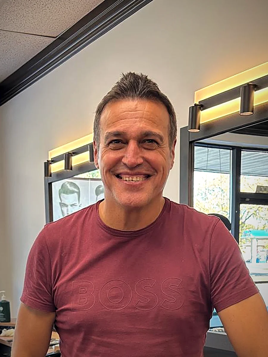Arsène, fondateur du salon Coiffure Arsène
